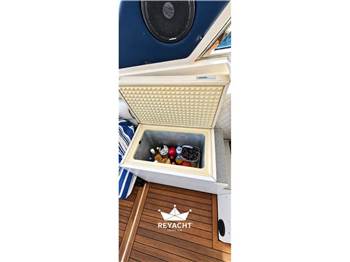 SUNSEEKER YACHTS SAN REMO 33