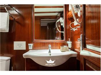 AEGAN YACHT SERVICE MOTOR SAILOR