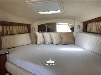 SEA RAY 335 SUNDANCER