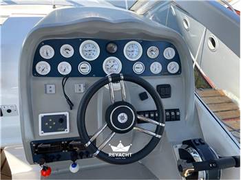 Manara Marine 28 Cabin