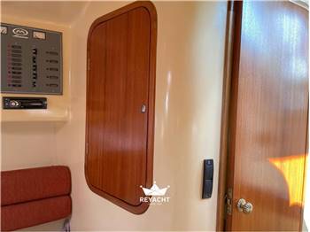 Manara Marine 28 Cabin
