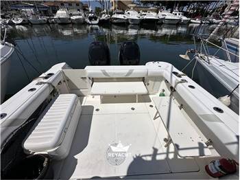 Boston Whaler 285 Conquest