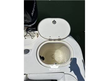 Boston Whaler 285 Conquest