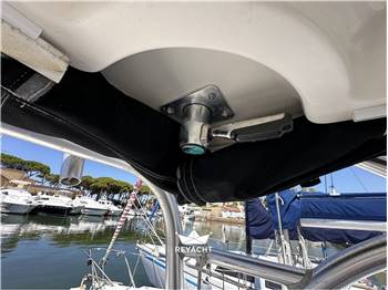 Boston Whaler 285 Conquest
