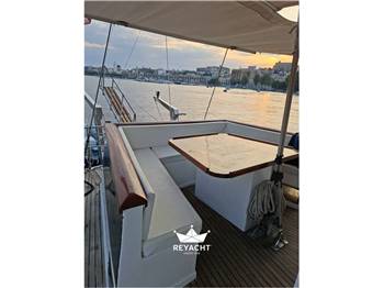 NELSON SRL Uico Motoveliero Allestimento Papetti