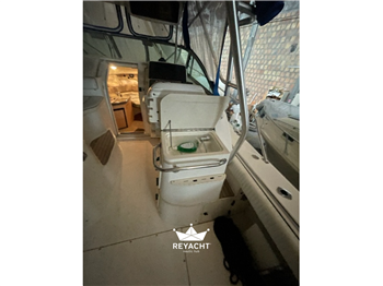 Boston Whaler Conquest 285