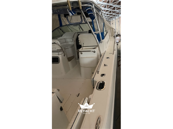 Boston Whaler Conquest 285