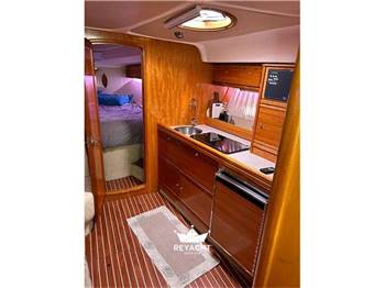 BAVARIA 35 SPORT