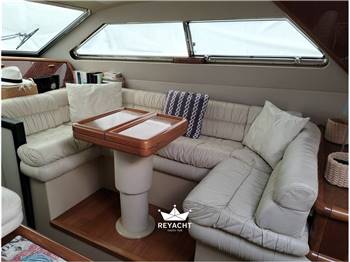 FERRETTI 175 FLY