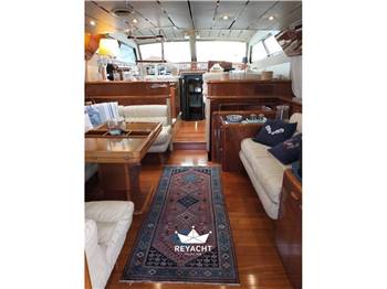 FERRETTI 175 FLY