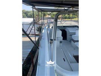 PERSHING 40