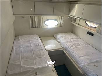 PERSHING 40