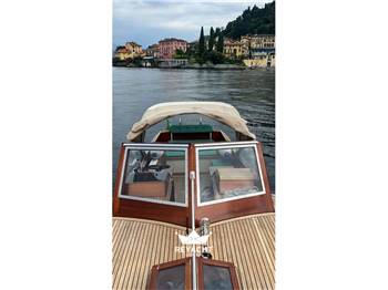MARINA BRODERTY KIEL CLASSIC
