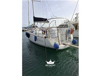 Beneteau Oceanis 43