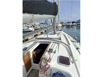 Beneteau Oceanis 43