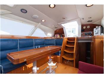 Azzura Yachting Luna 66