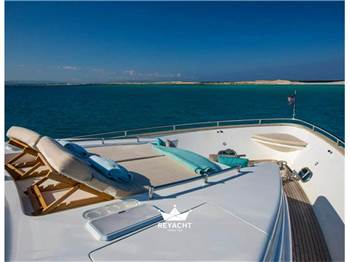 HORIZON YACHTS ELEGANCE 90