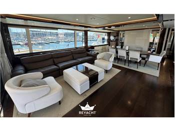 SUNSEEKER 95 YACHT