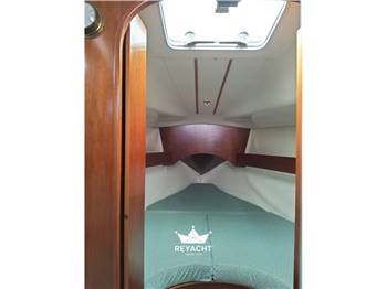 Beneteau OCEANIS 300