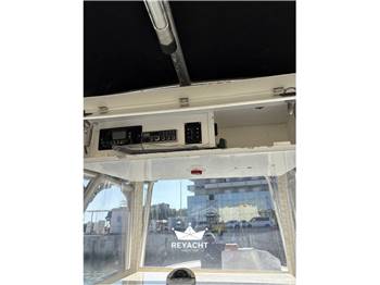 STRIKER BOATS 29 OPEN