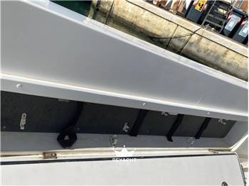 STRIKER BOATS 29 OPEN