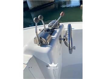 STRIKER BOATS 29 OPEN