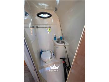 REGAL MARINE 2660 COMMODORE