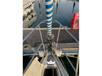 Beneteau First 375