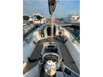 Beneteau First 375