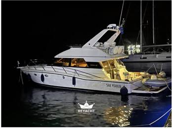 Uniesse Marine 48 FLY