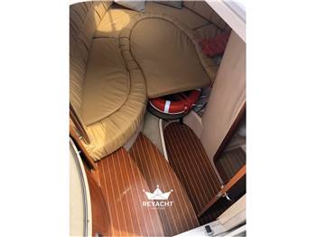 Sessa Marine Islamorada 32