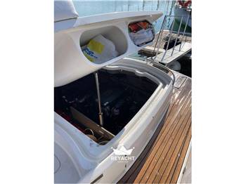 Sessa Marine Islamorada 32