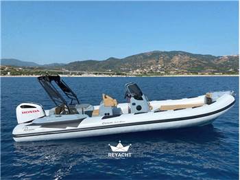 RANIERI INTERNATIONAL CAYMAN 26 SPORT