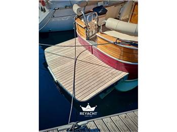 Cantieri Tirrenia Viveur 8.50 cabin