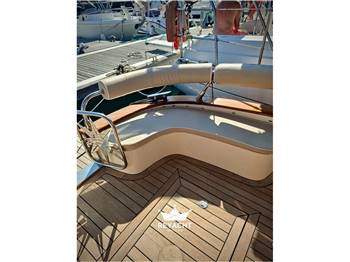 Cantieri Tirrenia Viveur 8.50 cabin