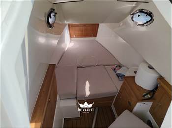 NAUTICA LED EAGLE 28 CABIN