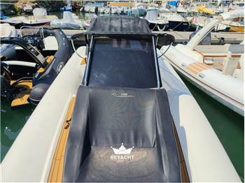 NAUTICA LED EAGLE 28 CABIN
