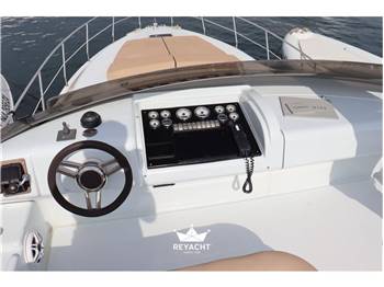 Azimut AZ 43