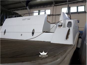 COSTA DELL'EST YACHTING IPERBOLE 32