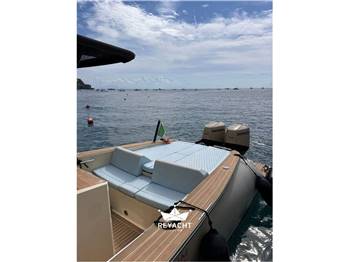 LILYBAEUM YACHT LEVANZO 25