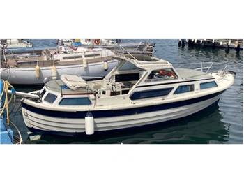 Saga Boats Sagatour 27