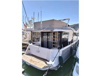 Beneteau Trawler 30