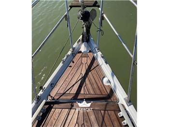 INTERYACHT VAGABOND 33 KETCH