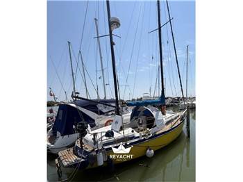 INTERYACHT VAGABOND 33 KETCH