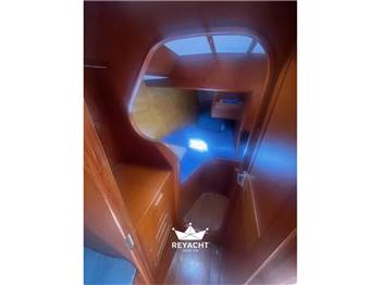 JEREMY ROUGERS UK CONTESSA 43