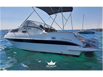 MANARA MARINE MY 620 CABIN