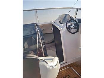 MANARA MARINE MY 620 CABIN