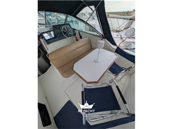 SEA RAY 240