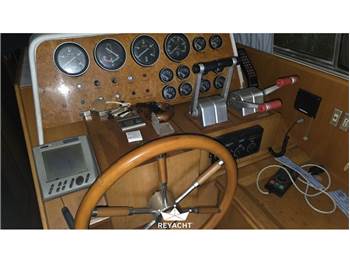 TECHNOYACHT PUMA 12 FLY
