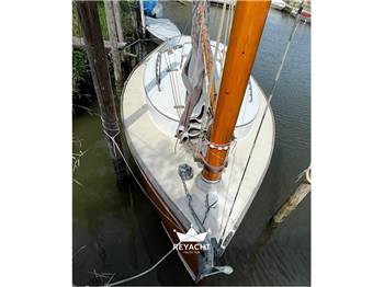 Craglietto Cat Boat Sciarrelli